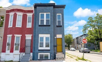 19 N Smallwood St in Baltimore, MD - Building Photo