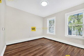 16 O St, Unit 2 in Boston, MA - Foto de edificio - Building Photo