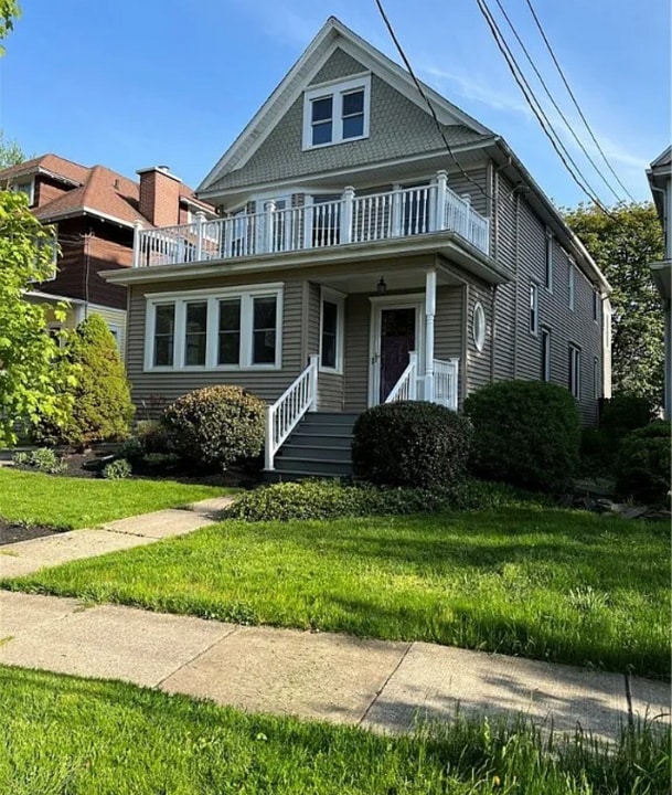 151 Eagle St, Unit 1 in Buffalo, NY - Foto de edificio