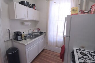 83 Gordon St, Unit 8 in Boston, MA - Foto de edificio - Building Photo