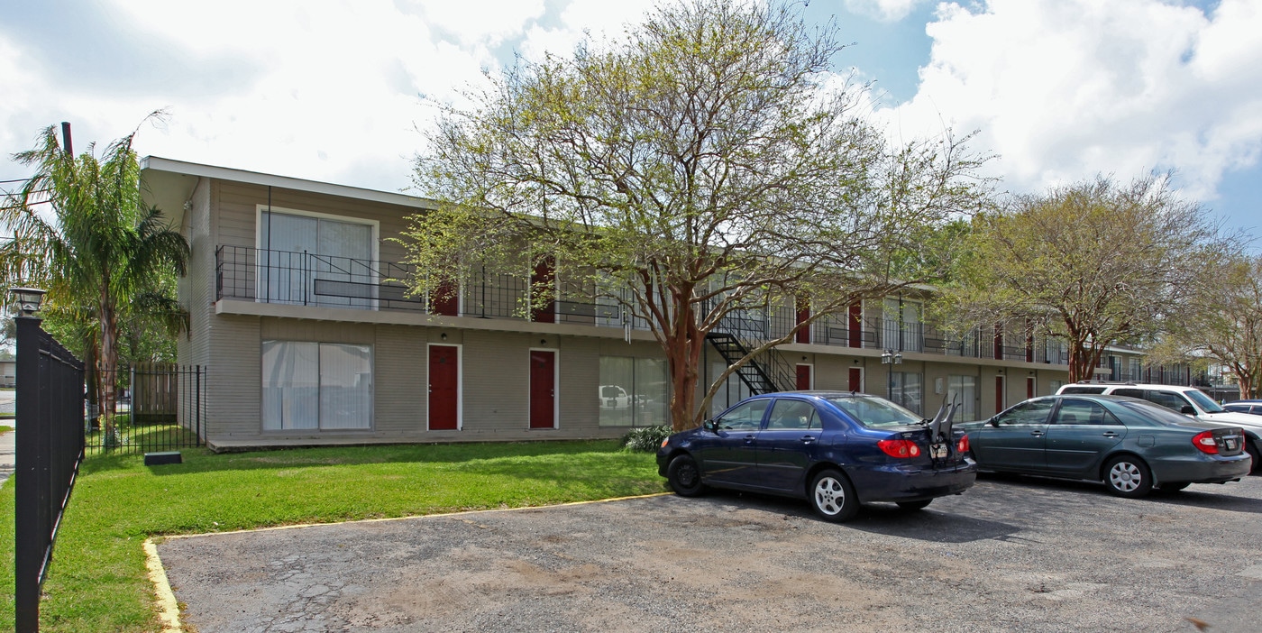 Jefferson Park Condominums in New Orleans, LA - Building Photo