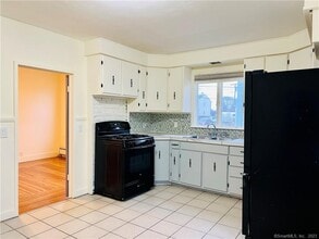 115 Clinton St in Waterbury, CT - Building Photo - Building Photo