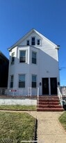 14 Portland Ave in Clifton, NJ - Building Photo