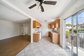 1220 N Ogden Dr in West Hollywood, CA - Building Photo - Building Photo
