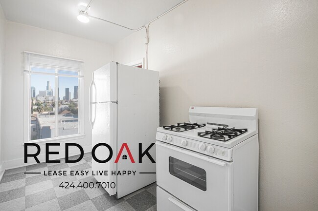 425–427 S. Grand View St, Unit 5502 in Los Angeles, CA - Foto de edificio - Building Photo