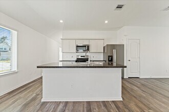 24210 Sandstone Valley Ln in Spring, TX - Building Photo - Building Photo