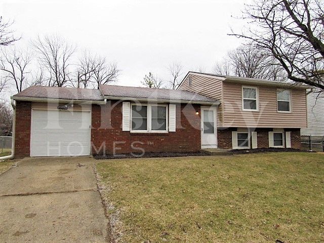 5507 Armstrong Dr in Indianapolis, IN - Building Photo