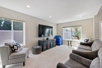 17937 Myrica Ln in San Diego, CA - Building Photo - Building Photo