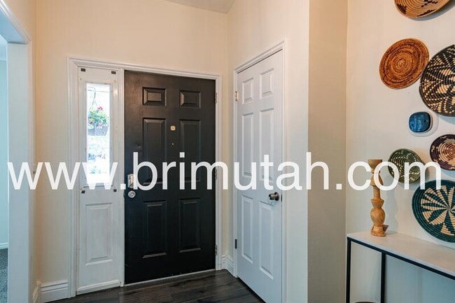 11412 Autumn Hill Dr in Sandy, UT - Building Photo - Building Photo
