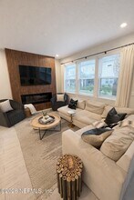 14135 Pier Ln in Jacksonville, FL - Building Photo - Building Photo