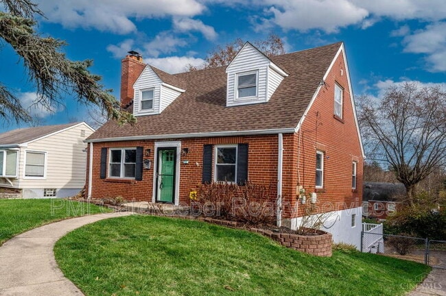 5618 Leumas Rd in Cincinnati, OH - Building Photo - Building Photo