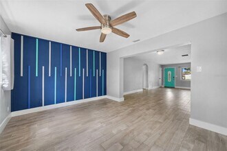 6566 20th St N in St. Petersburg, FL - Building Photo - Building Photo
