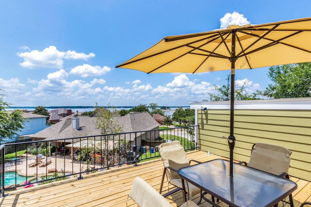 5421 Blue Haven Dr in Willis, TX - Foto de edificio