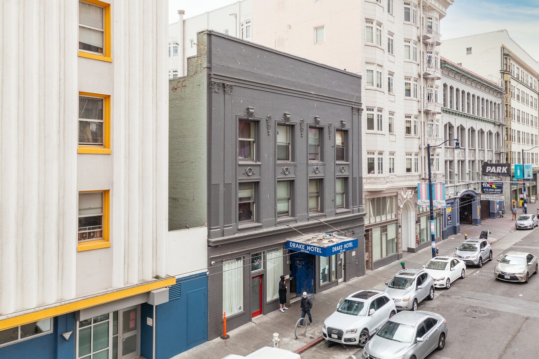 Drake Hotel in San Francisco, CA - Building Photo