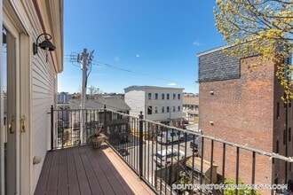 168 W 9th St in Boston, MA - Building Photo - Building Photo