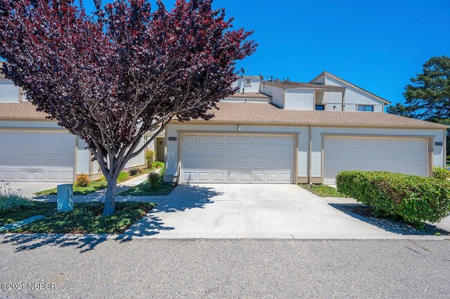 property at 1212 Linda Vista Dr