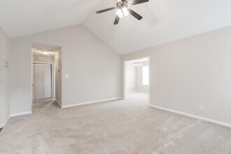 12025 Brownestone View Dr in Charlotte, NC - Foto de edificio - Building Photo