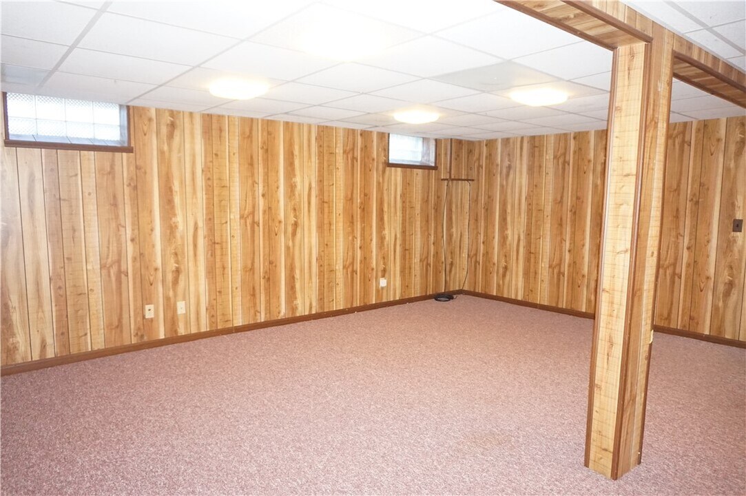 663 French Rd in Rochester, NY - Building Photo