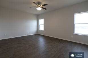 2744 William St in Gun Barrel City, TX - Foto de edificio - Building Photo