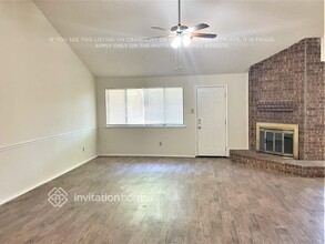 3608 Chittam Ln in Bedford, TX - Foto de edificio - Building Photo