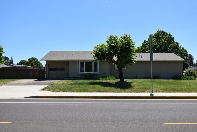 property at 2618 8th St