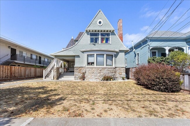 property at 1535 St Charles St