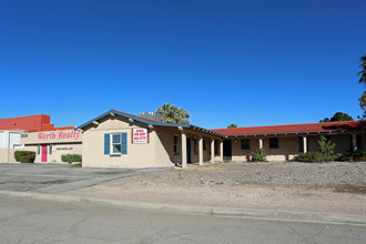 1701-1723 N Village Dr in Tucson, AZ - Building Photo - Building Photo