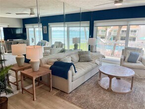1451 Gulf Blvd in Clearwater, FL - Building Photo - Building Photo