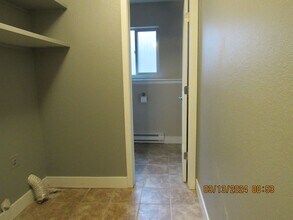 1005 Wamsley Way in Rifle, CO - Building Photo - Building Photo