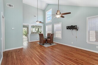 4139 Rosser Square in Dallas, TX - Foto de edificio - Building Photo