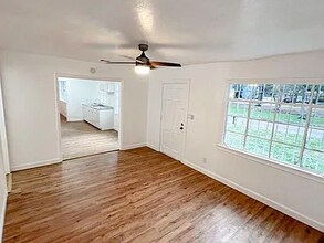 1924 Willow Way in Jackson, MS - Building Photo - Building Photo