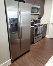 2017 Al Lipscomb Way in Dallas, TX - Building Photo - Building Photo