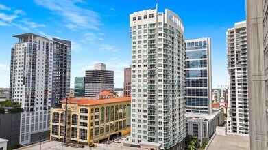 350 SE 2nd St in Fort Lauderdale, FL - Building Photo - Building Photo