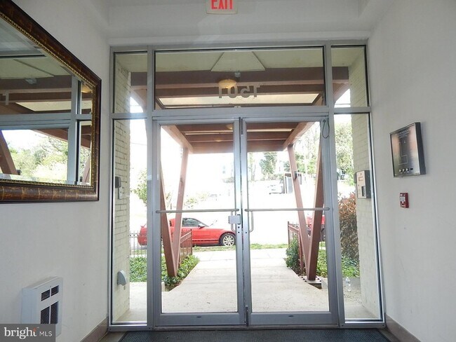 property at 1501 27th St SE