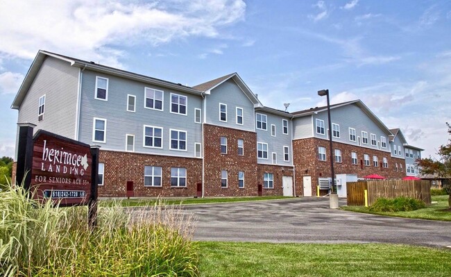 Heritage Landing 55+ Apartments in Mount Vernon, IL - Building Photo - Building Photo