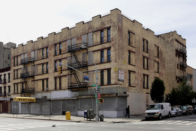 2331-2337 Second Ave in New York, NY - Foto de edificio - Building Photo