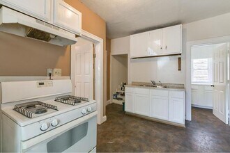 3015 N Girard Ave-Unit -Lower Unit in Minneapolis, MN - Building Photo - Building Photo