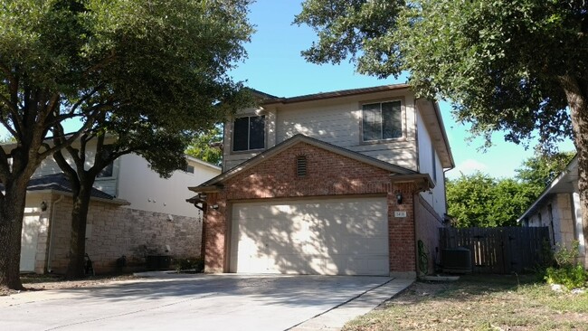 1431 Roxannes Run in Pflugerville, TX - Foto de edificio - Building Photo