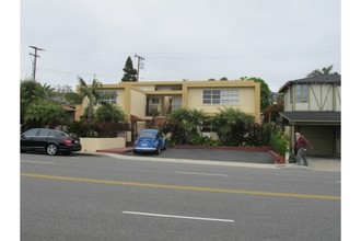 970 Glenneyre St in Laguna Beach, CA - Building Photo - Building Photo