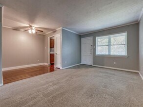 3921 Inwood Rd in Dallas, TX - Building Photo - Building Photo