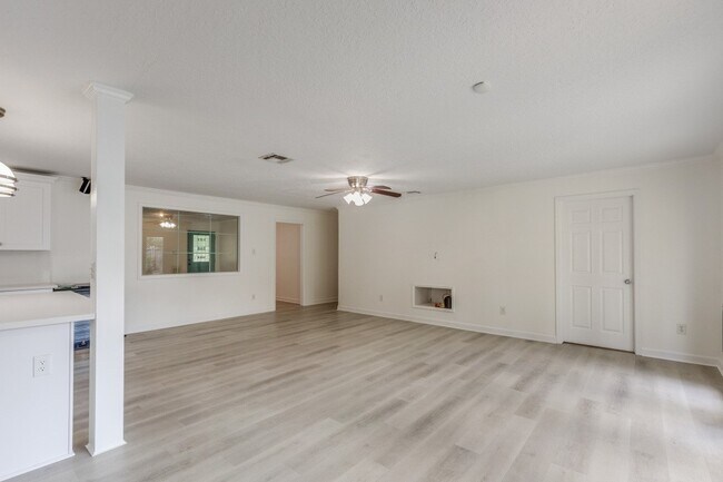 6903 Alderney Dr in Houston, TX - Foto de edificio - Building Photo