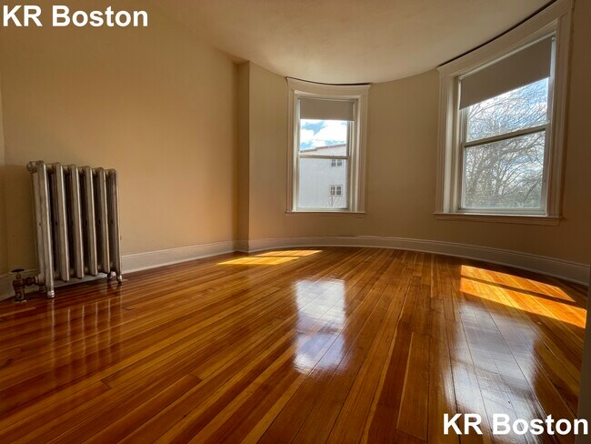 39 Mount Hood Rd in Boston, MA - Building Photo - Building Photo
