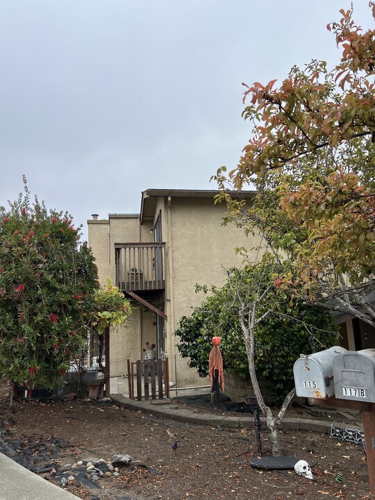 115 Tiburon Ct in Aptos, CA - Building Photo