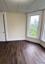 146 E 2nd St in Oswego, NY - Building Photo - Building Photo