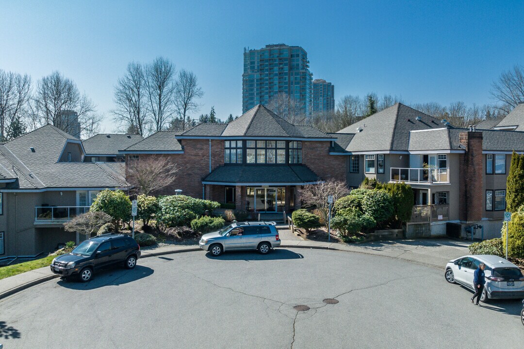 Fraserview Park in New Westminster, BC - Building Photo