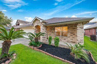 5803 Afton Ridge Ln in Houston, TX - Building Photo - Building Photo