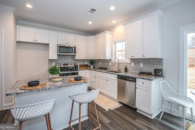 123 Magnolia Pl in Homer, GA - Building Photo - Building Photo