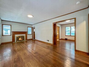 2326 Storm St in Ames, IA - Building Photo - Building Photo