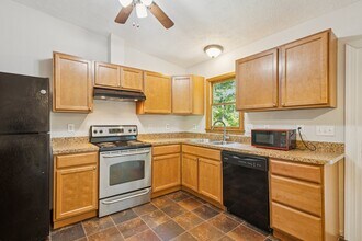 20 Cherry Laurel Dr in Fredericksburg, VA - Building Photo - Building Photo