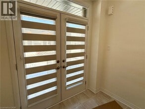 26 Greig St in Brantford, ON - Building Photo - Building Photo